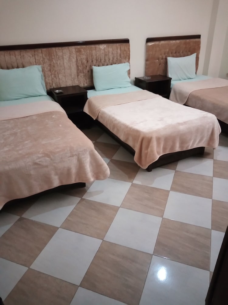 Фото Sydna All Hussain Hotel