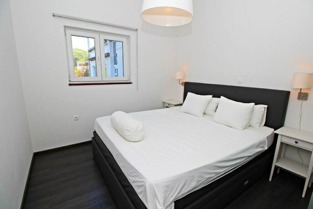 Фото Luxury Apartments Gold and Grey