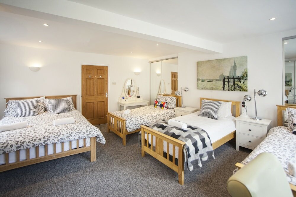 Фото The Roof Terrace Maisonette City Centre