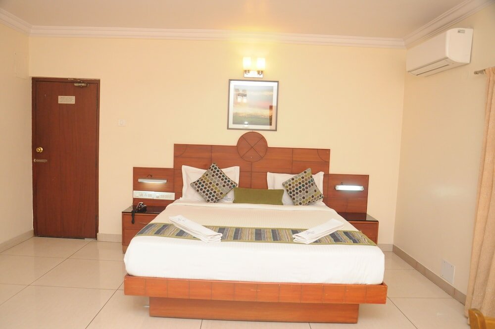 Фото Suvarna Regency