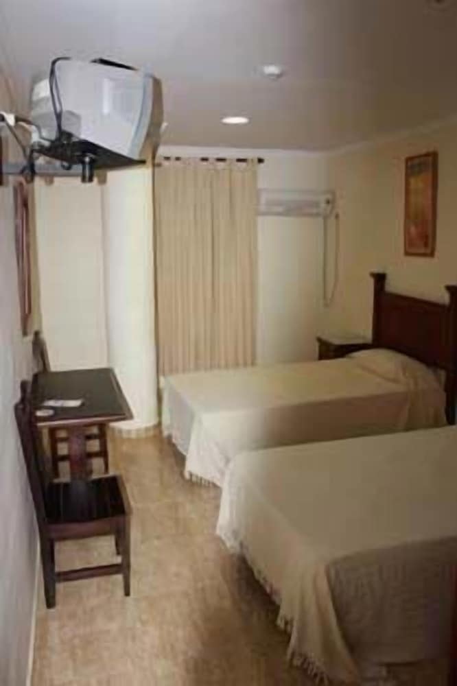 Фото Hotel Manantiales