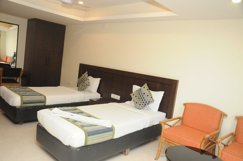 Фото Suvarna Regency