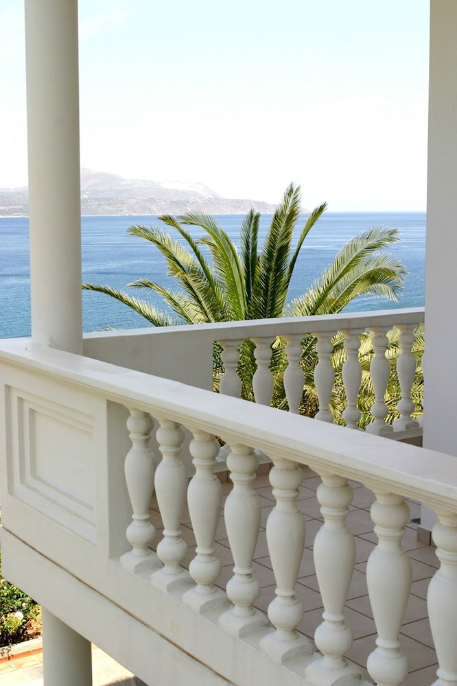 Фото Villa Irini