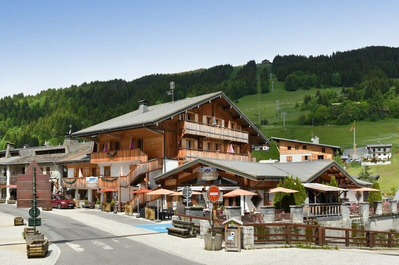 Гостиница Loc Hotel Alpen Sports