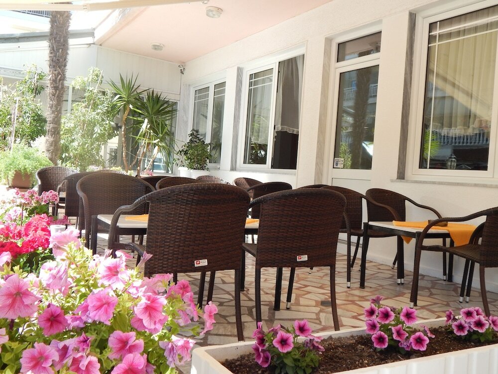 Фото Gold Stern Hotel