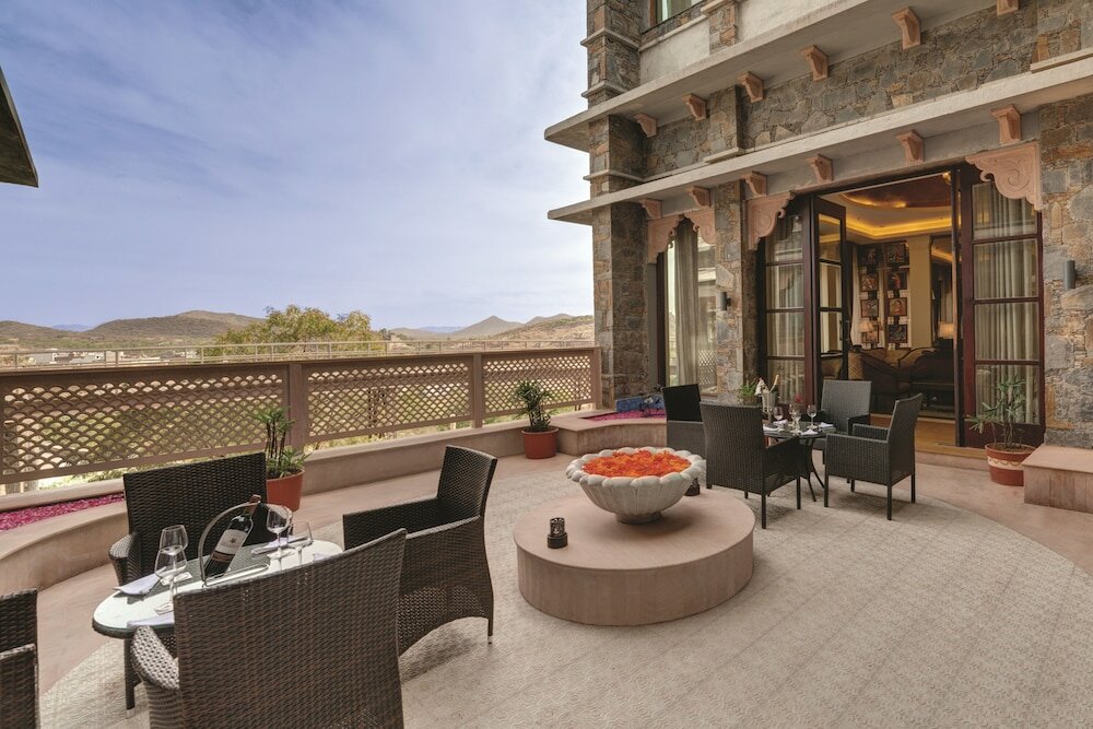 Фото Ramada by Wyndham Udaipur Resort and SPA