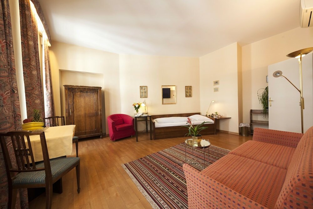 Фото Mondial Appartement Hotel