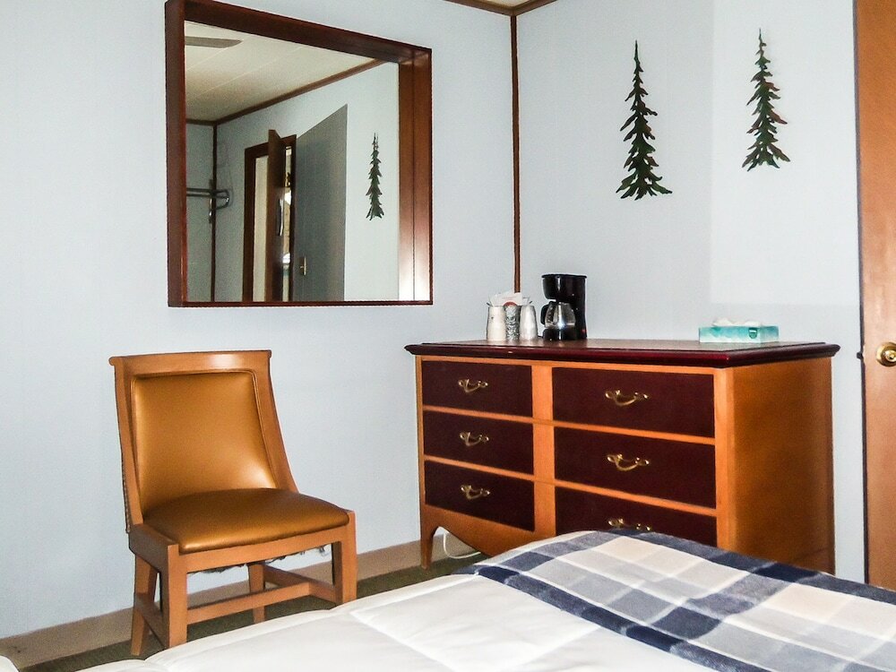 Фото The Gold Pan Motel