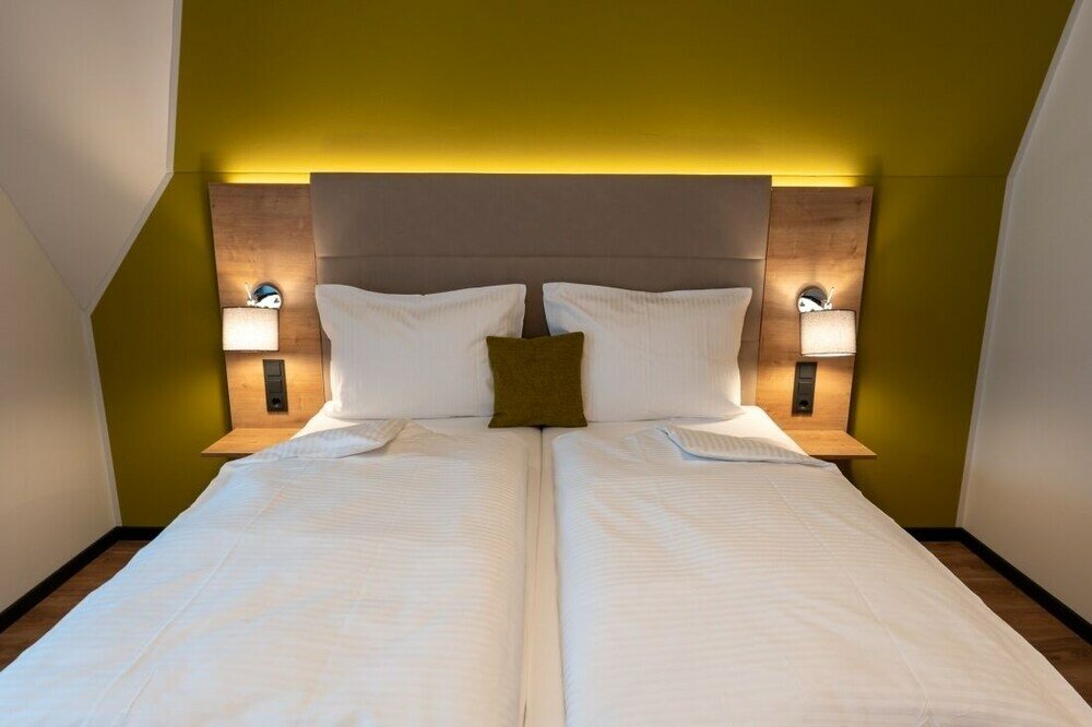 Фото Hotel Landgasthaus Ständenhof