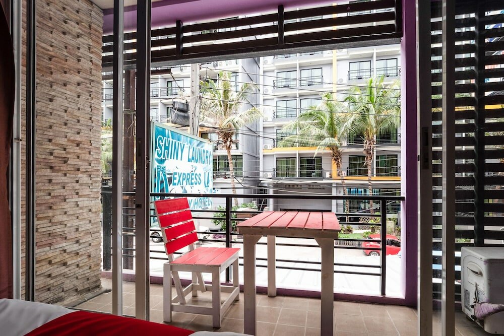 Фото Oyo 826 Cozy Rooms