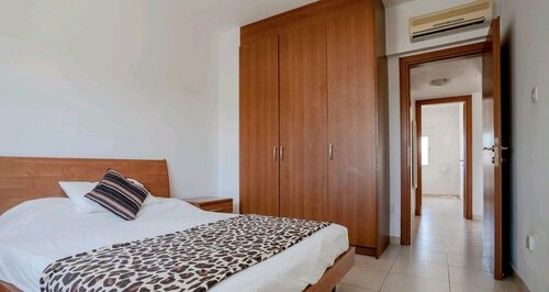 Гостиница Modern and Spacious 2 bed Apartment in Peyia