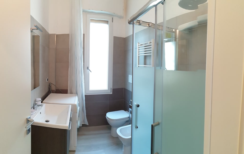 Фото Comfortable Apartment in Residential Area