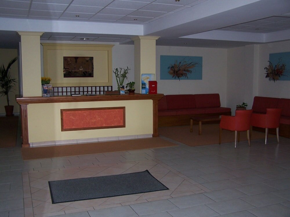 Фото Perros Hotel