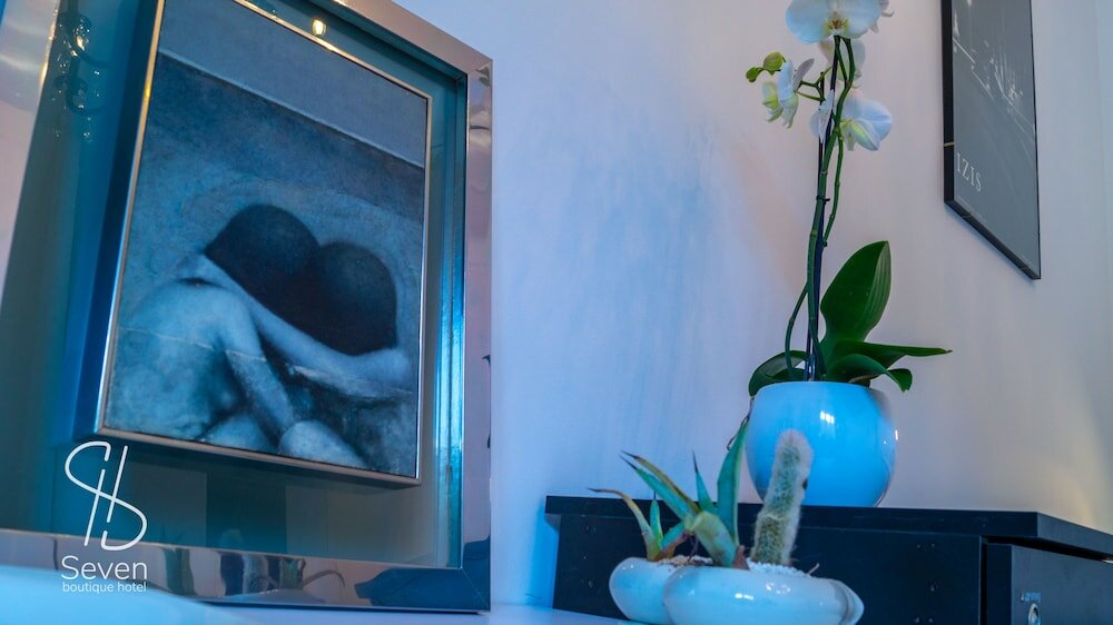 Фото Seven Boutique Hotel