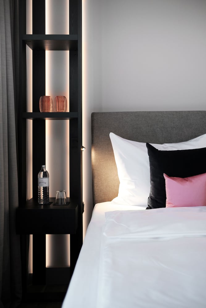 Фото Saxx Hotel Theater Karree