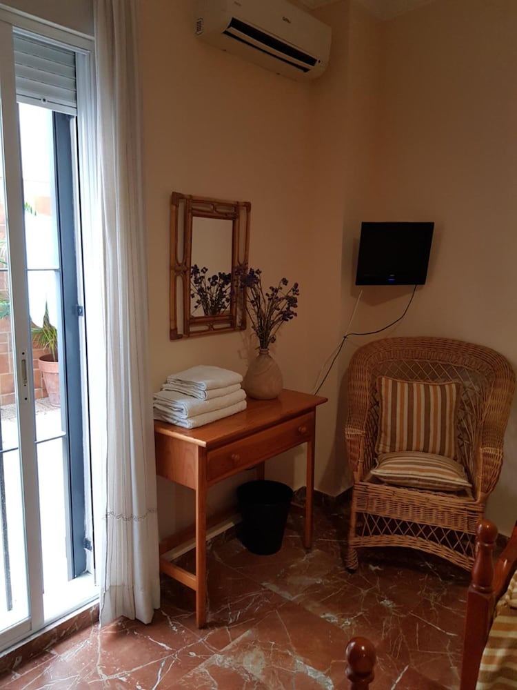 Фото Pensión La Vega