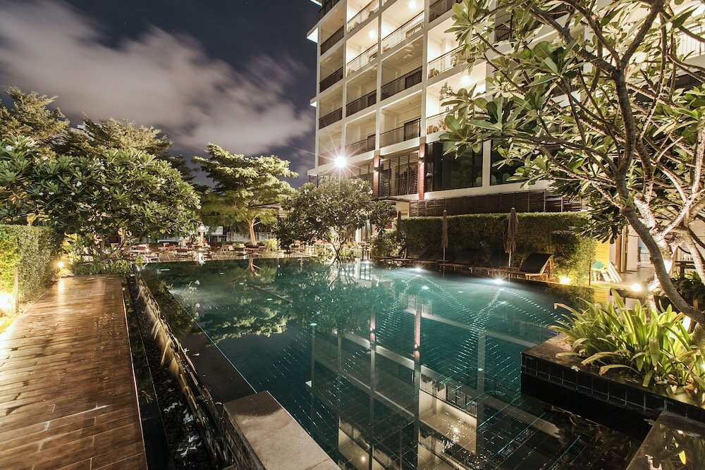 Фото отеля 1