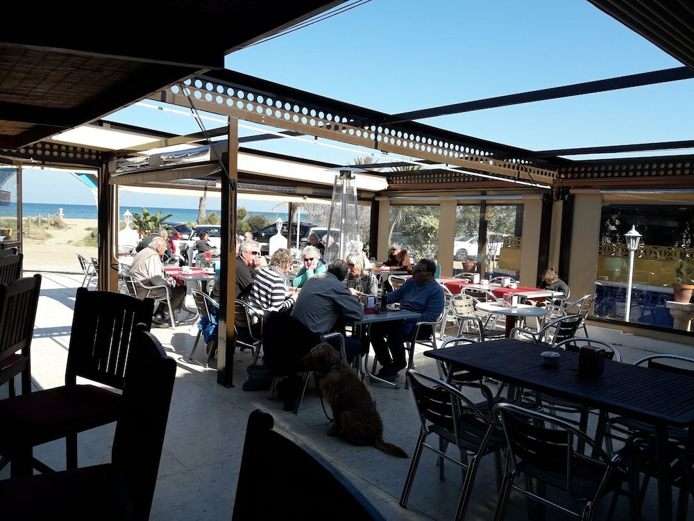 Фото Hotel Oasis