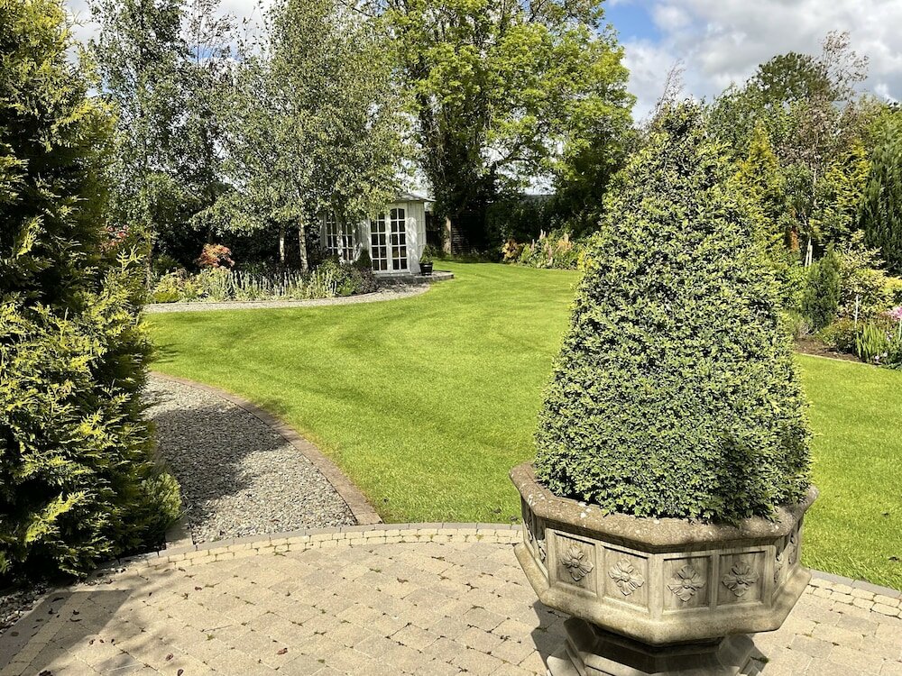 Фото Crowfield House