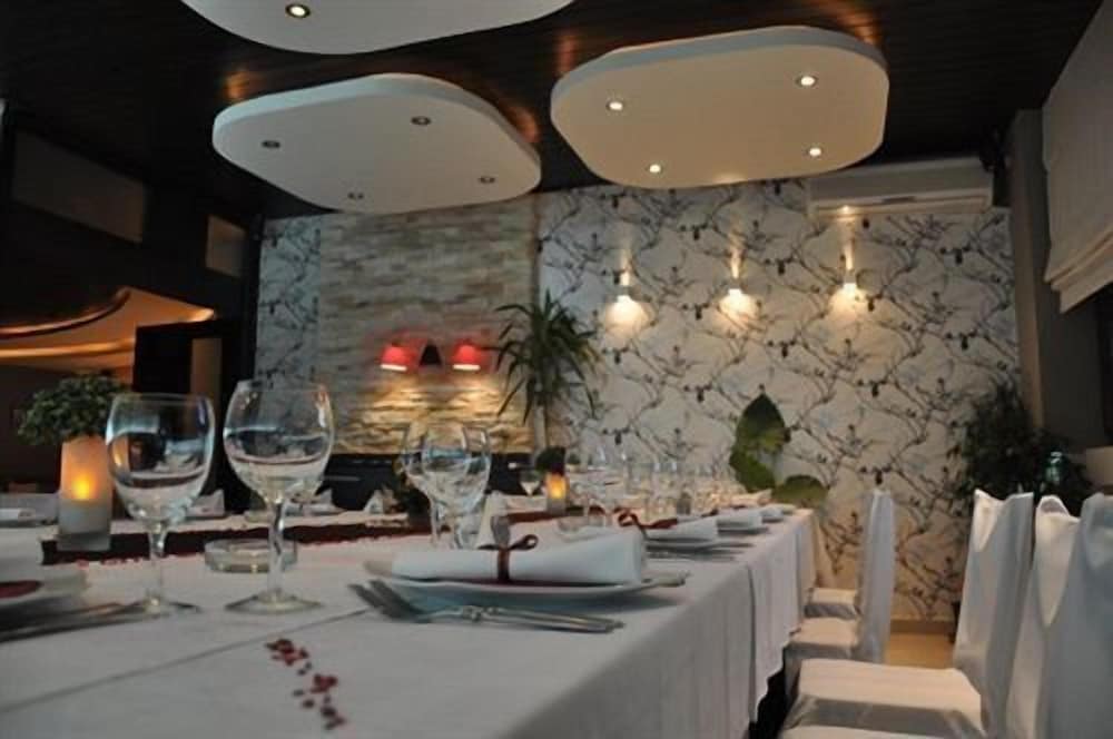 Фото Petrus Hotel