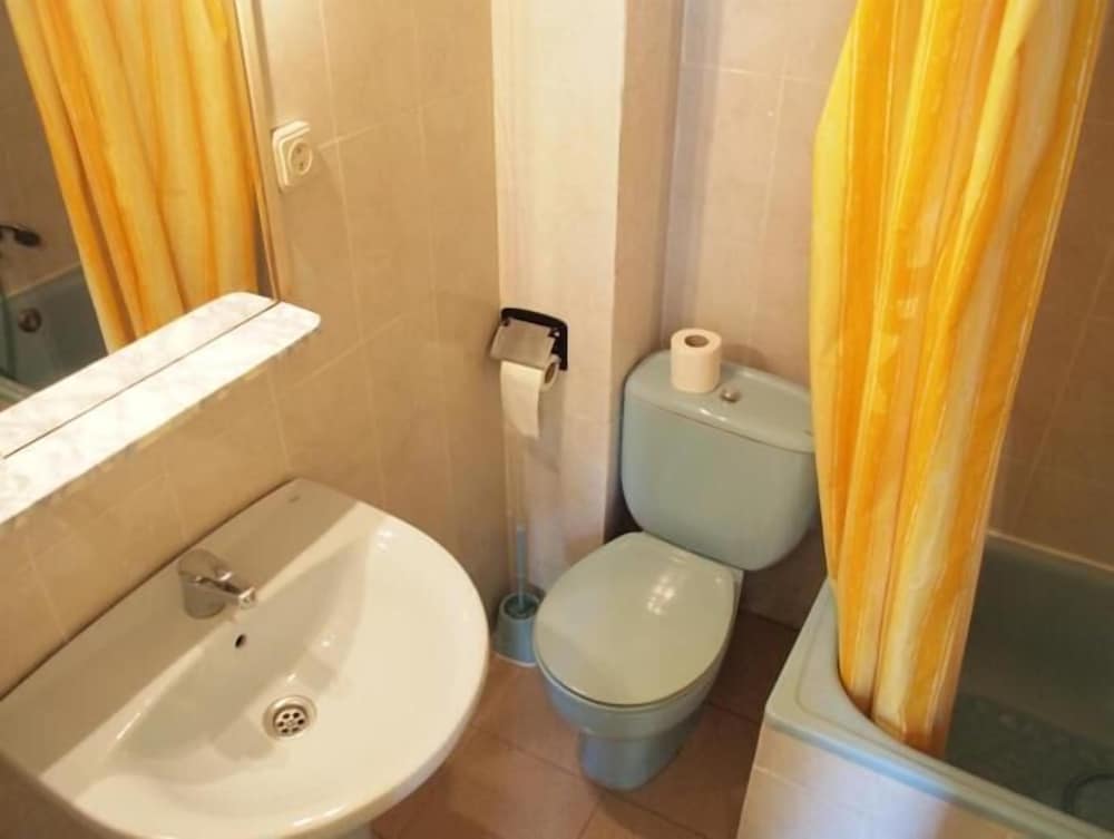 Фото Hostal Delfos