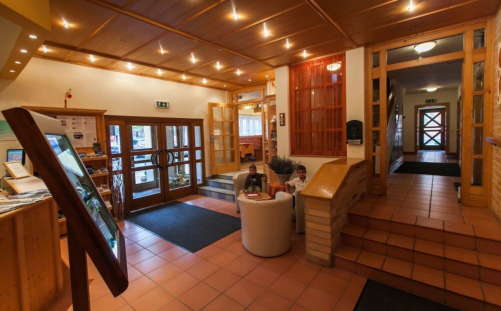 Фото Sporthotel Dachstein West