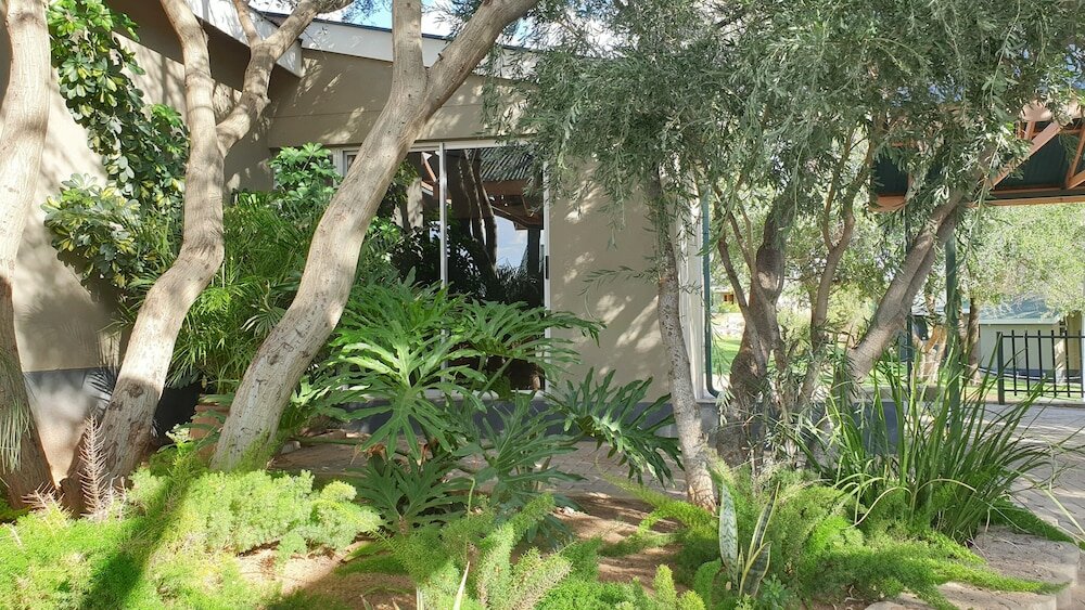 Фото Arebbusch Travel Lodge