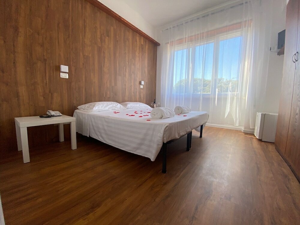 Фото Borghetto Hotel