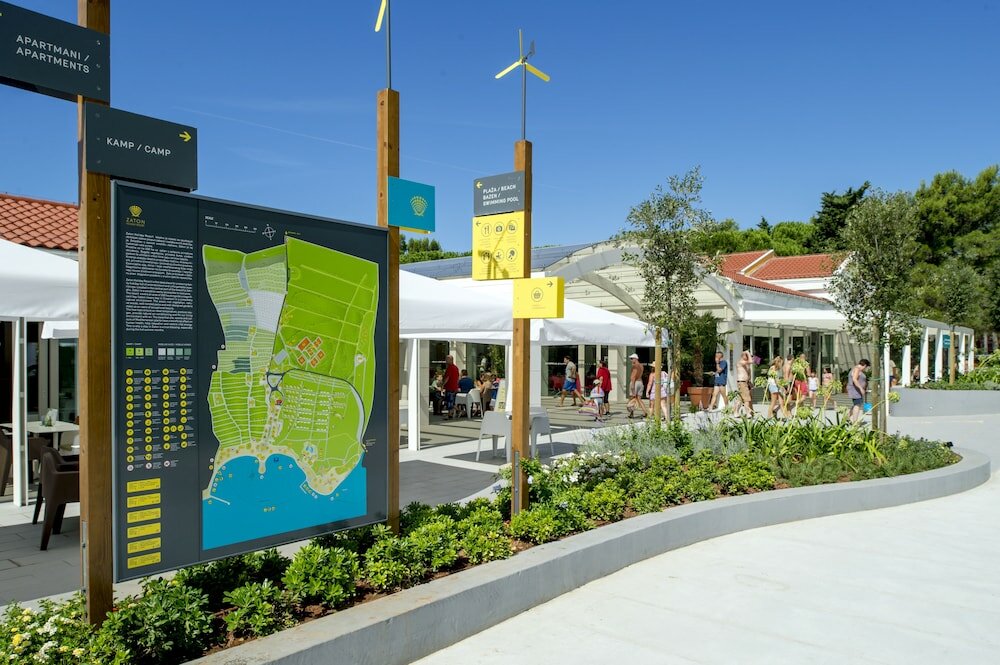 Фото Zaton Holiday Resort Apartments