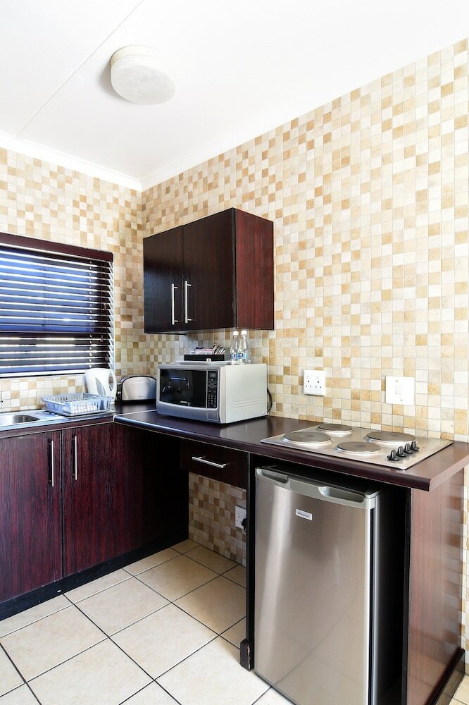 Фото Arebbusch Travel Lodge