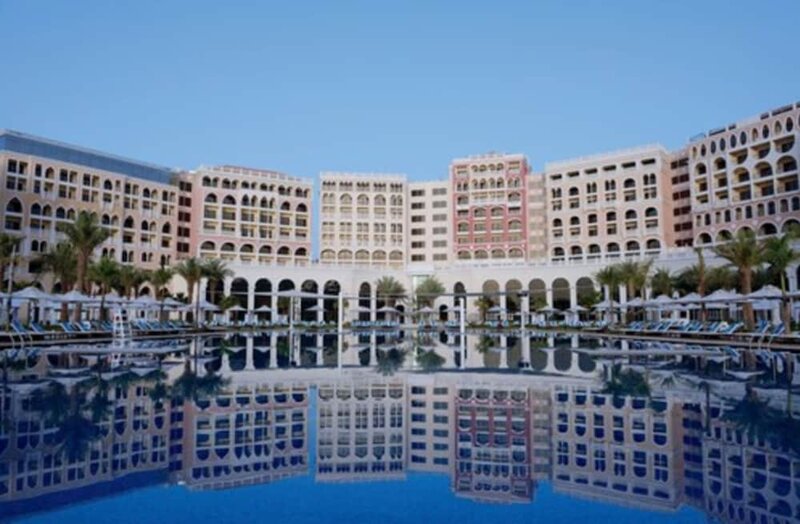 Гостиница The Ritz-Carlton в Абу-Даби