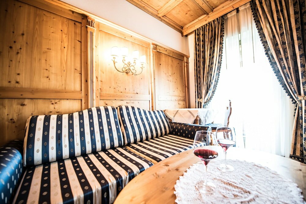 Фото Enzian Genziana