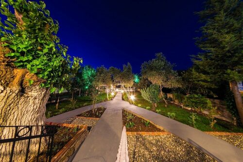 Karia Konuk Evi