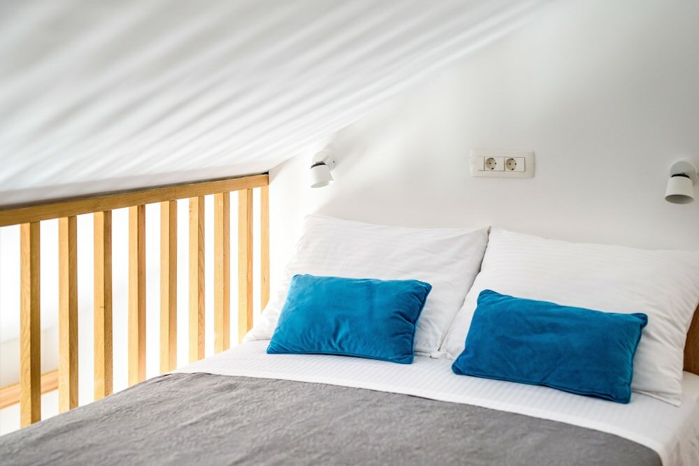 Фото California Apartments III