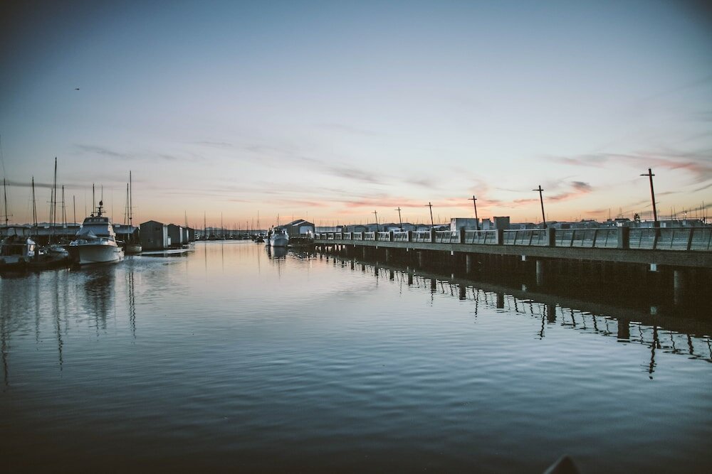 Фото Hotel Indigo Everett - Waterfront Place, an Ihg Hotel