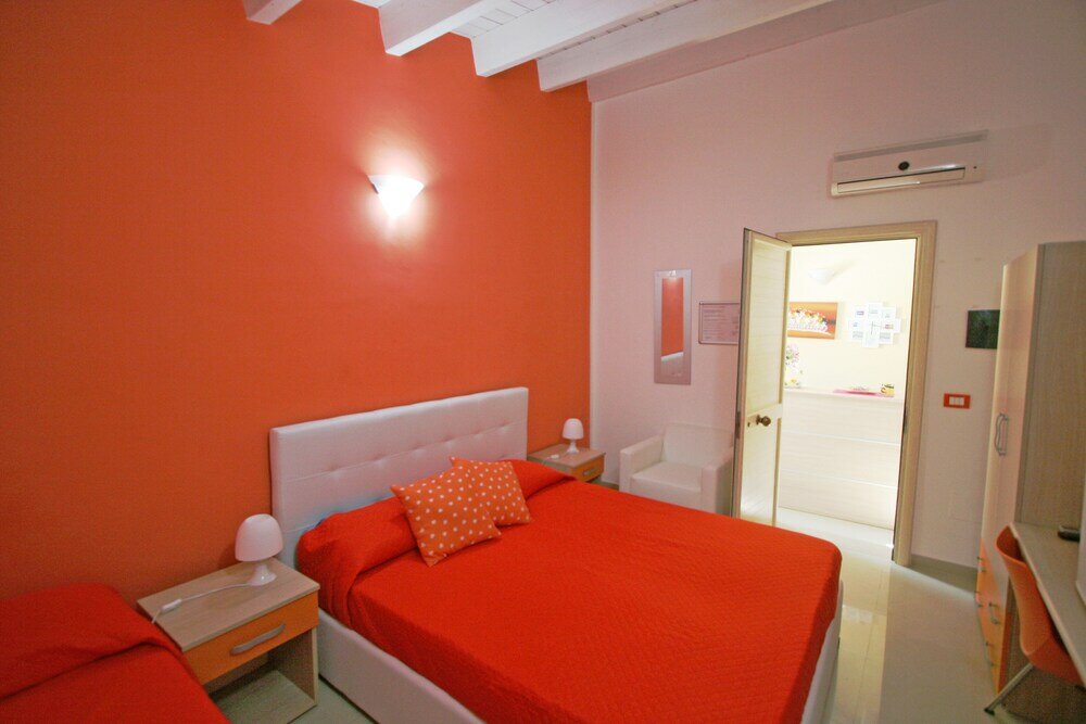 Фото Carmenangel Bed and Breakfast