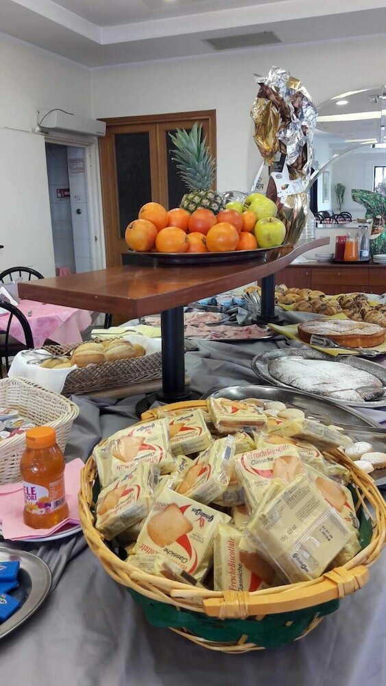 Фото Hotel Bonaria