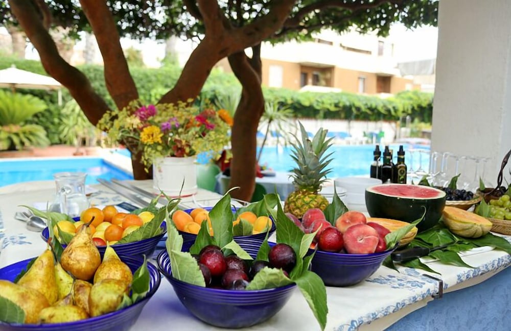 Фото Hotel La Playa