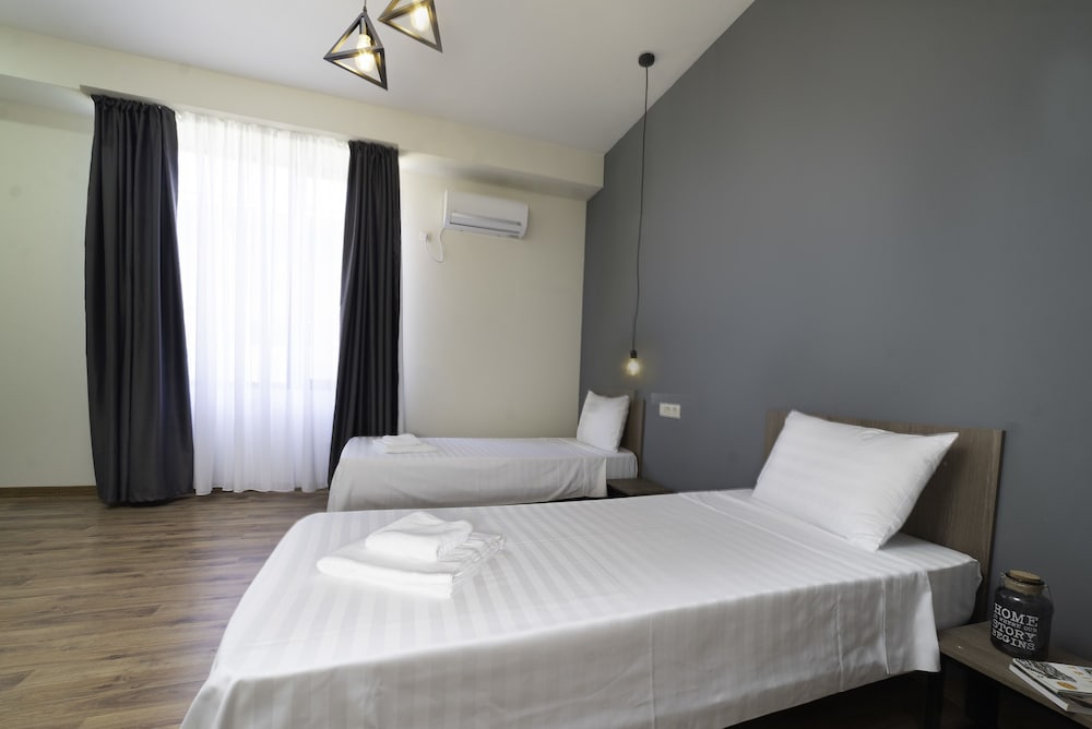 Фото 75424472929