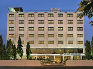 Гостиница Marasa Sarovar Portico Rajkot в Раджкоте