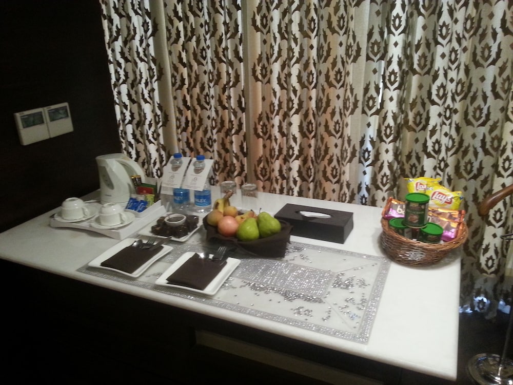 Фото One Earth Avaas