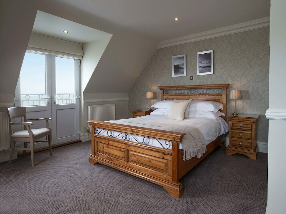 Фото The Botany Bay Hotel