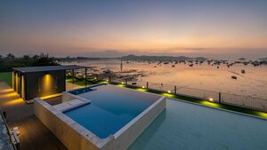 Гостиница Arch39 Phuket Beach Front
