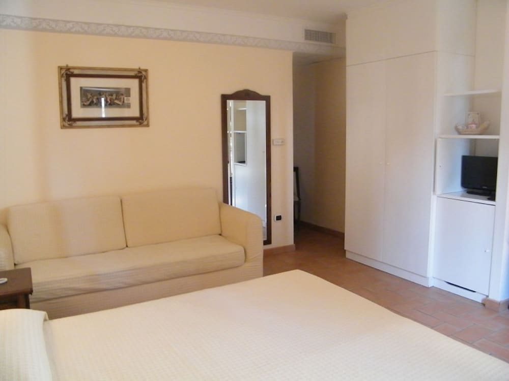 Фото Hotel Villa delle Meraviglie