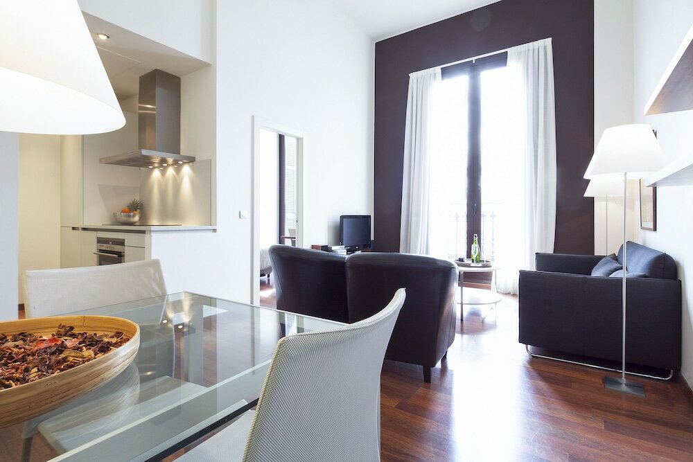 Фото Inside Barcelona Apartments Mercat