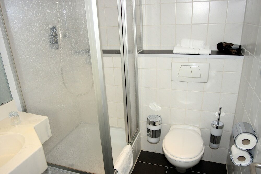 Фото Hotel Ilmenauer Hof