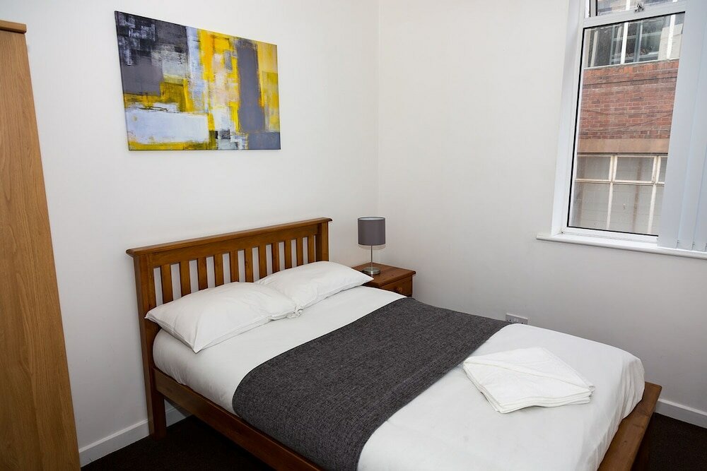 Фото Alexander Apartments Powdene House