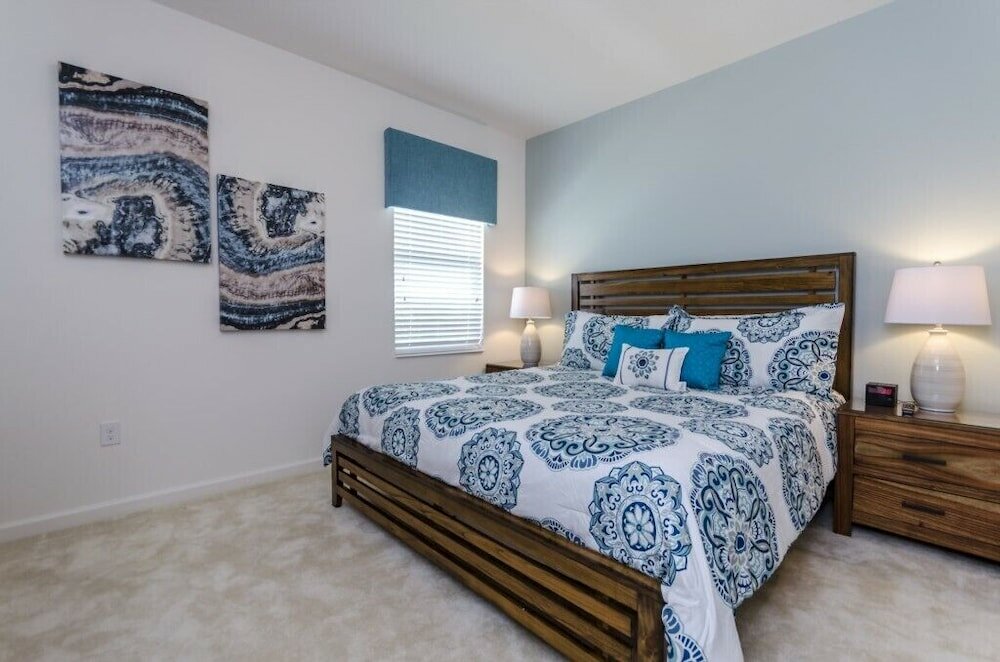 Фото 8 Bdrm 5 Bath Bella Vida Resort