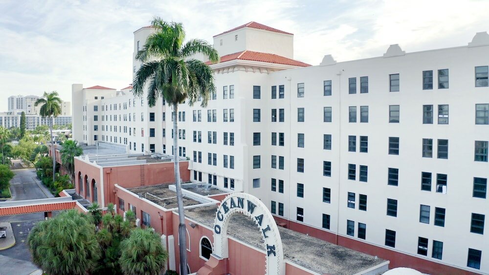 Фото 303 Ocean View Apt Hollywood Beach