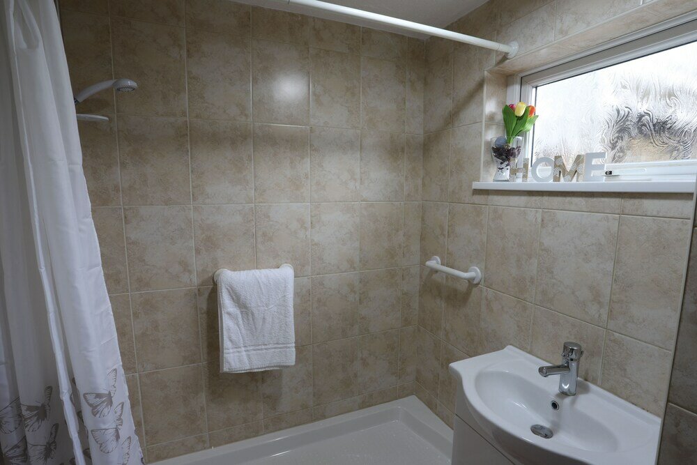 Фото B'ham Nec Hs2